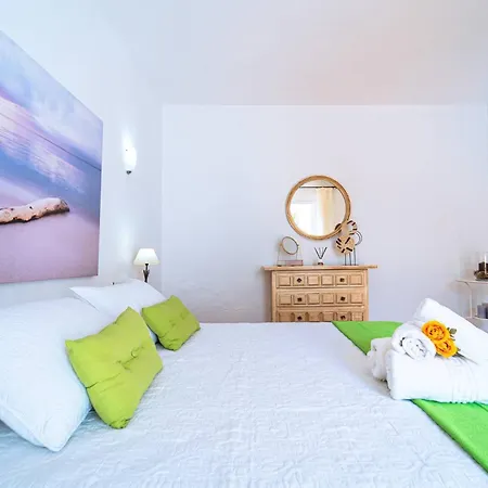 Beautiful Duque With Pool In Poris Abona And Parking *