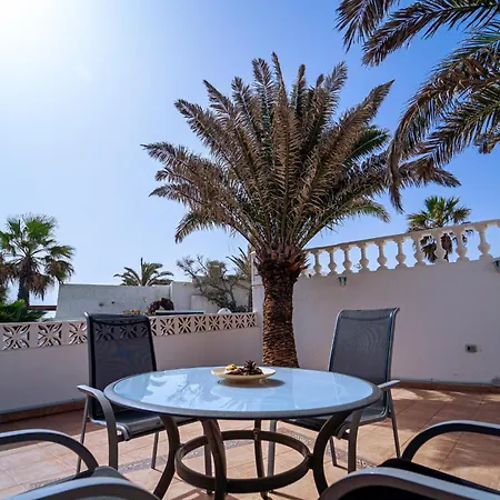 Beautiful Duque With Pool In Poris Abona And Parking Villa Poris de Abona